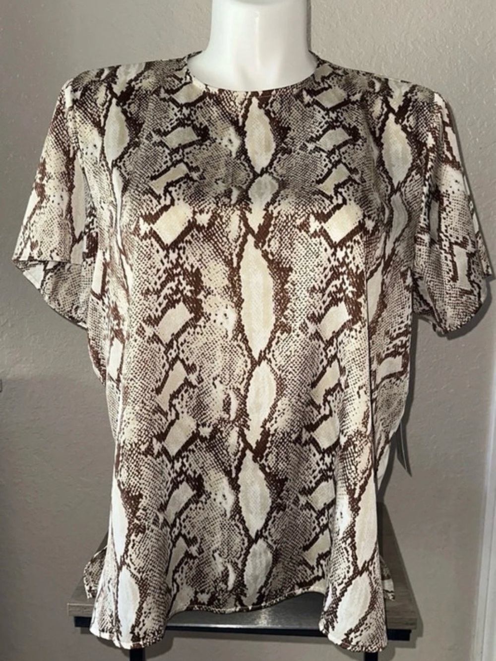 Worthington Brown and Cream Snake-Print Short Sleeve Blouse